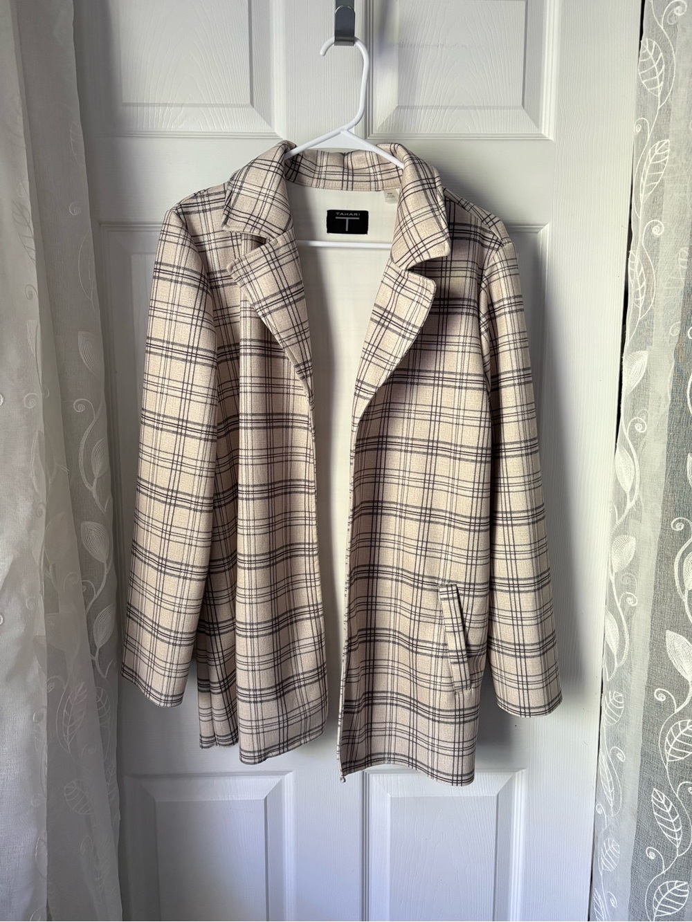 Tahari faux leather Plaid Open-Front blazer coat jacket lightweight size M